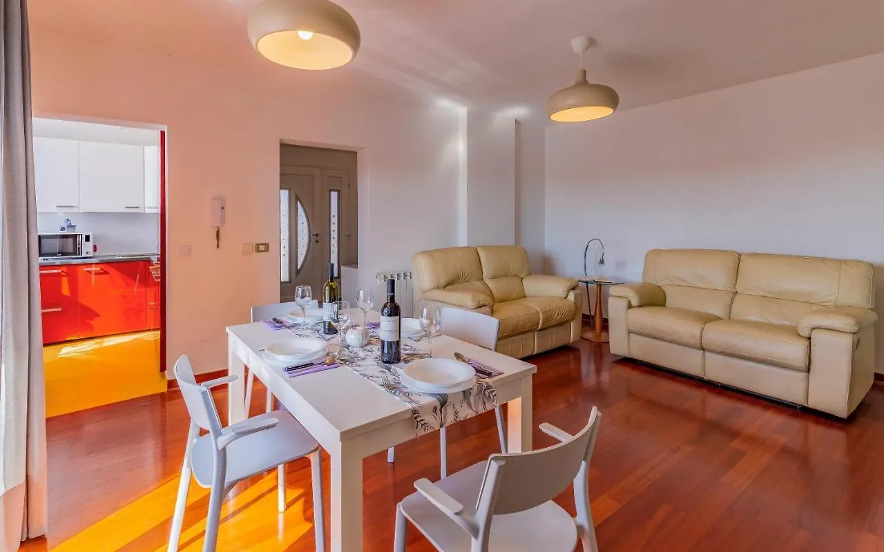 Apartment Green Pula